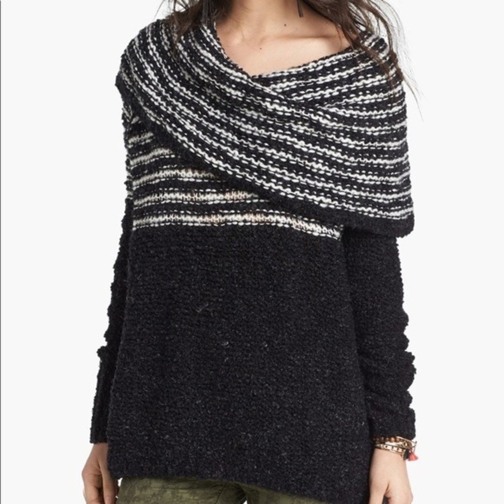 Free‎ People Black White Striped Cowl Neck Textured Knit Wool Blend Sweater Sz S